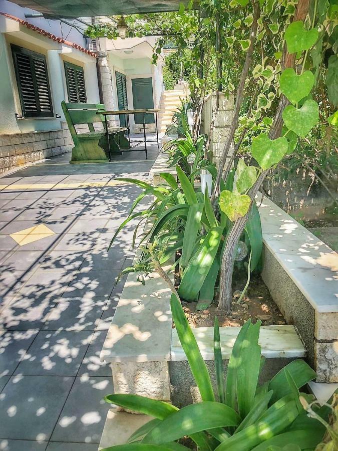 شقة تروغير  في Studio Apartman Noa المظهر الخارجي الصورة